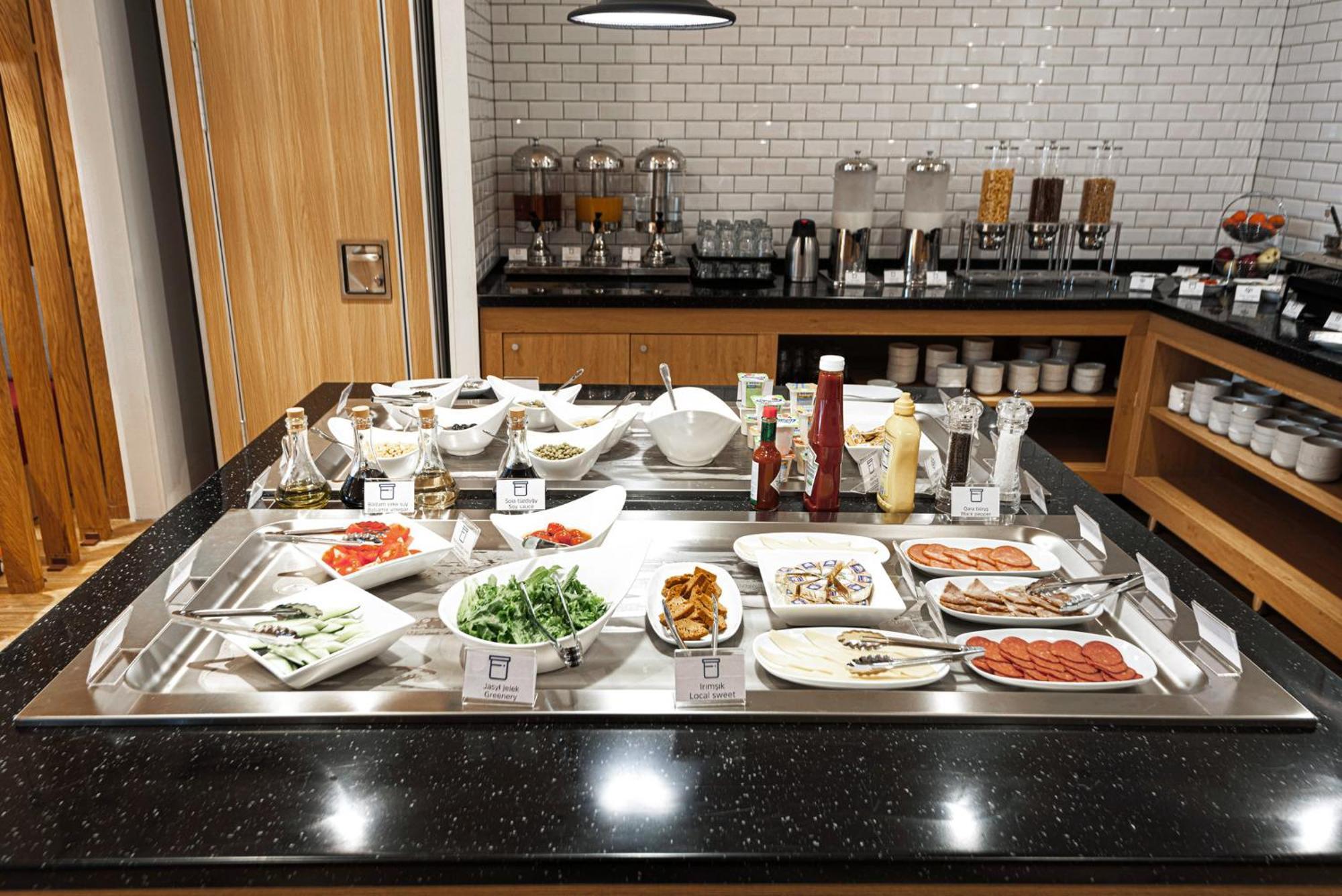 Holiday Inn Express - Astana - Turan By Ihg Eksteriør billede